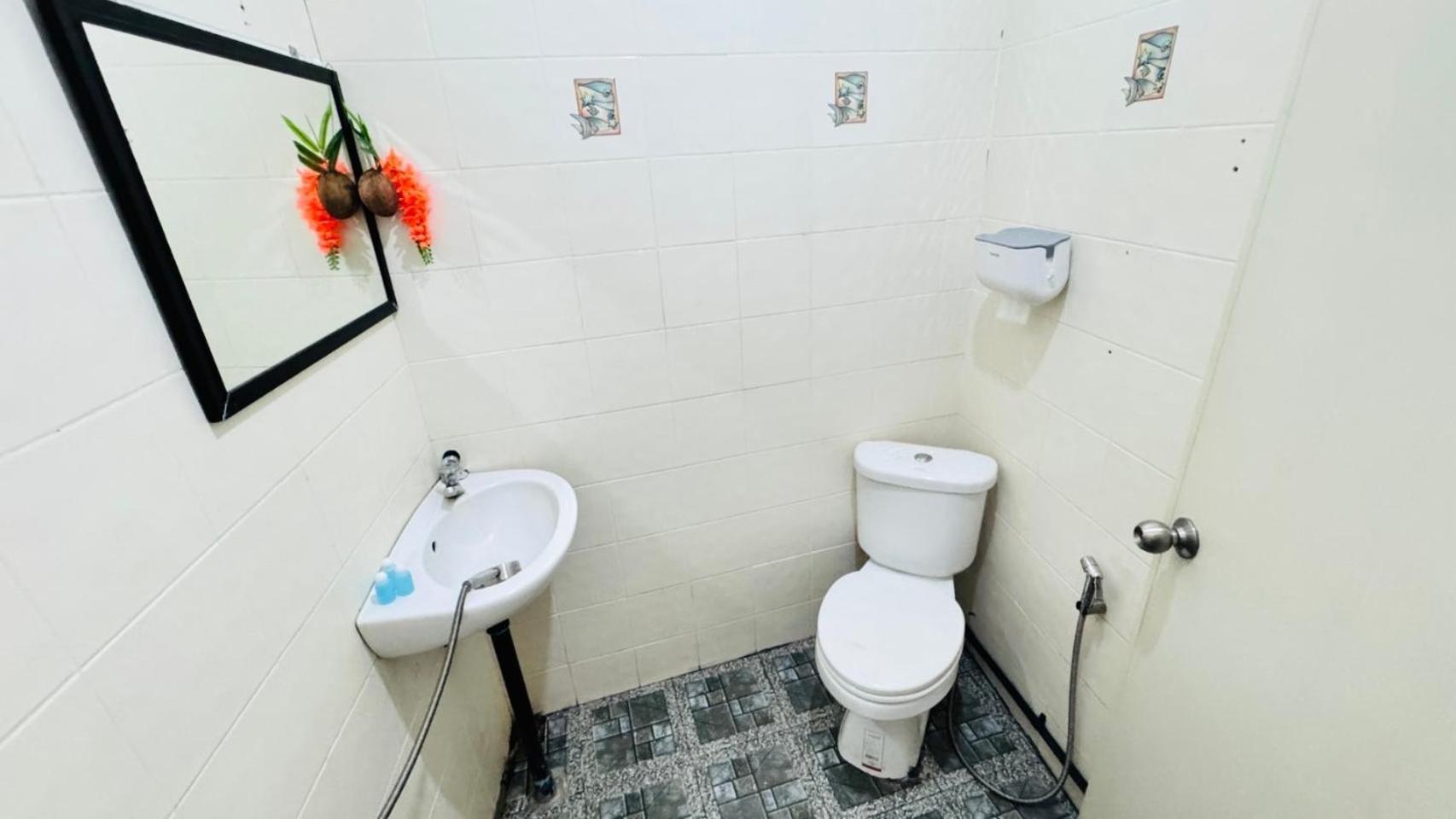 Stay At Moon Hostel Хаад Рин Экстерьер фото