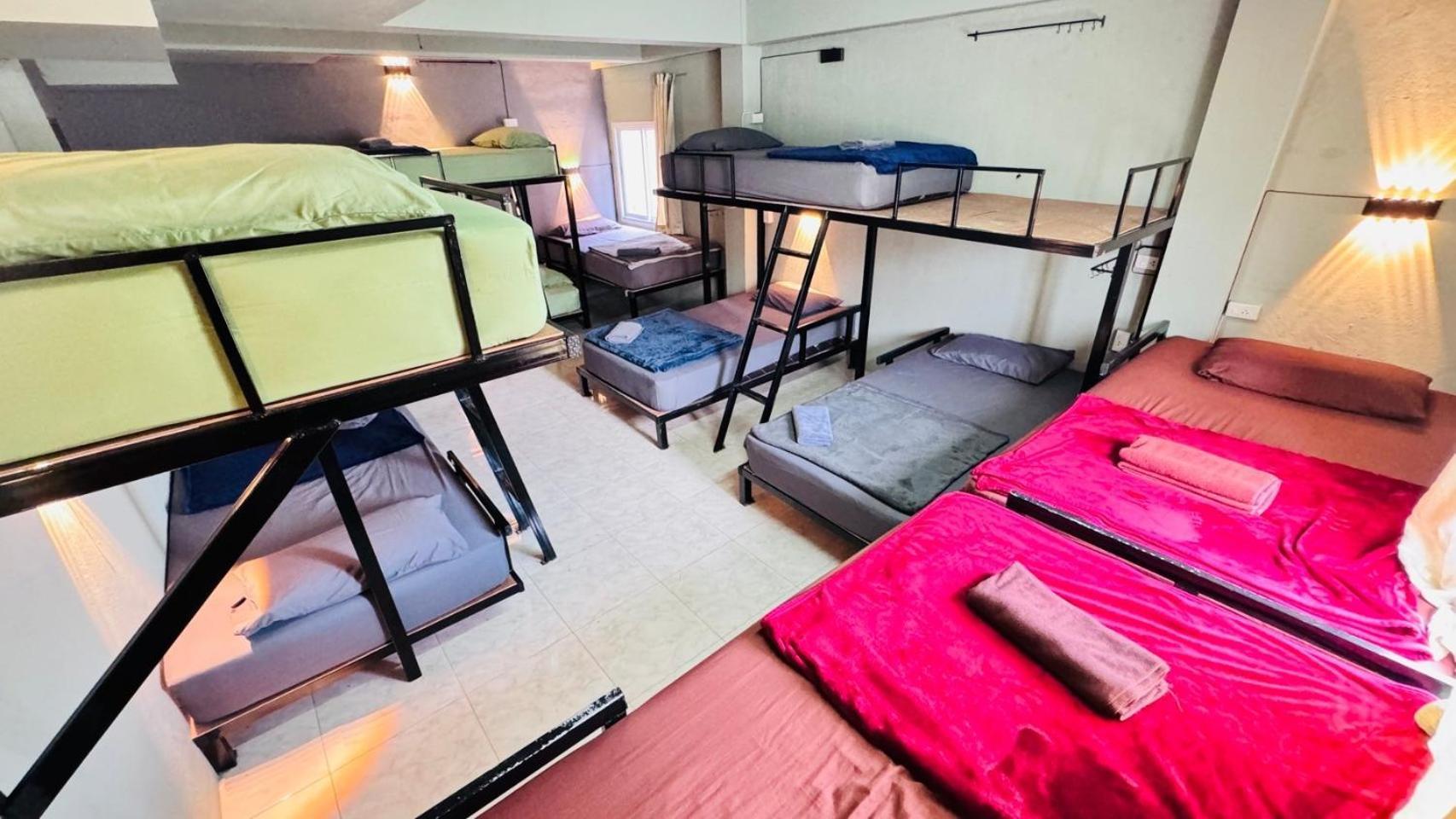 Stay At Moon Hostel Хаад Рин Экстерьер фото