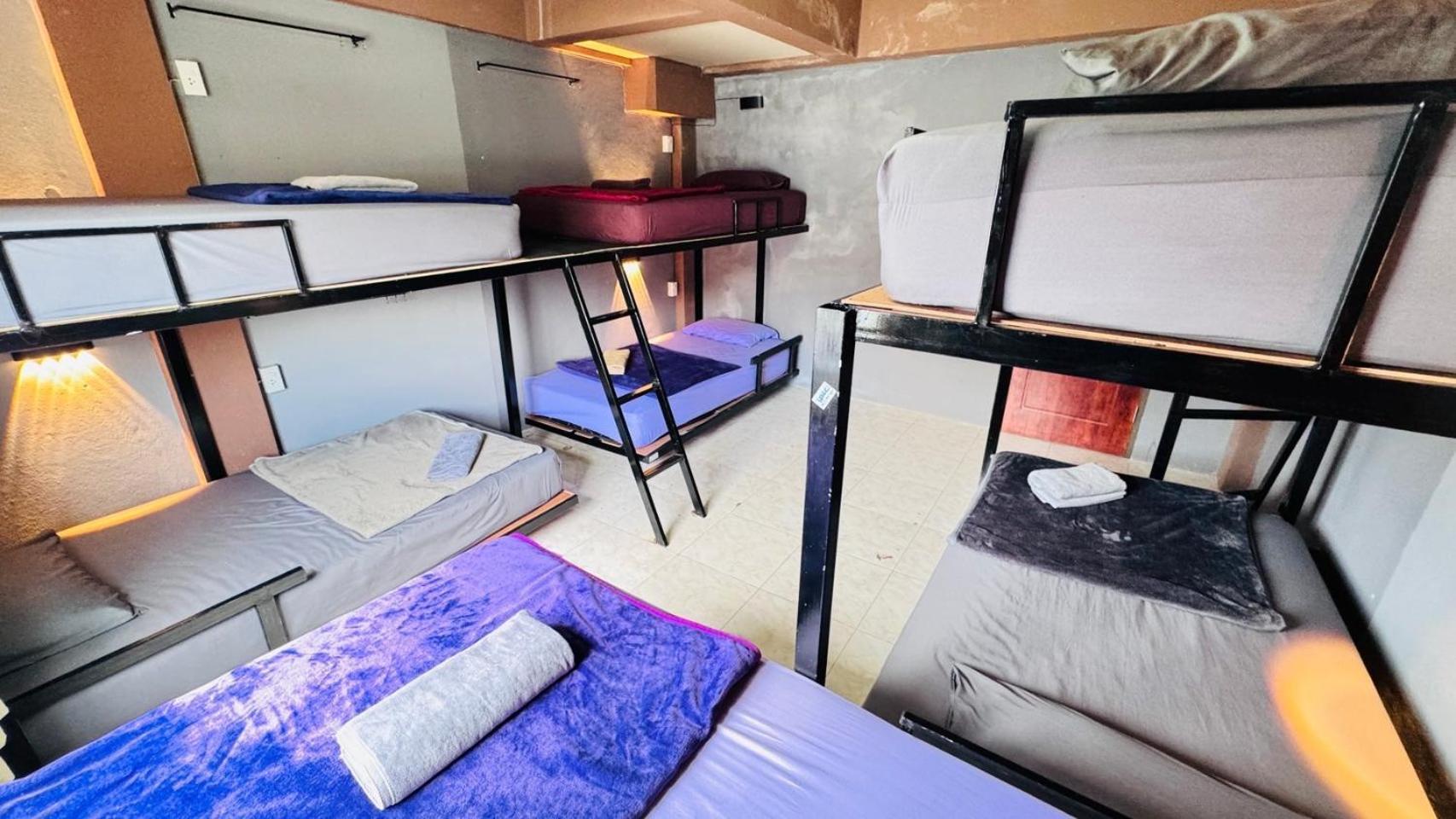 Stay At Moon Hostel Хаад Рин Экстерьер фото