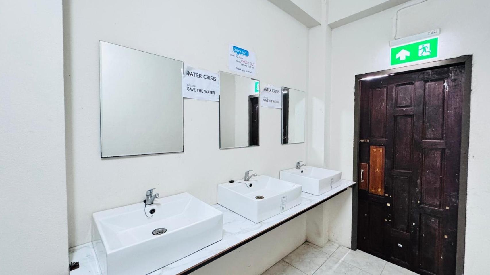 Stay At Moon Hostel Хаад Рин Экстерьер фото